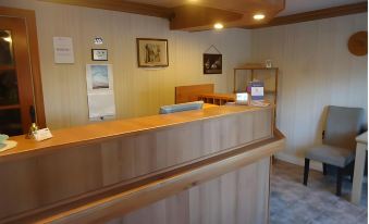 Bayside Inn & Waterfront Suites