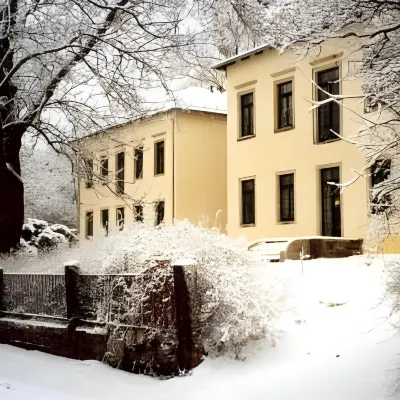Gästehaus Villa Seraphinum Отели рядом с достопримечательностью «Грюна»
