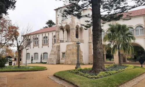 MouraSuites Hotel