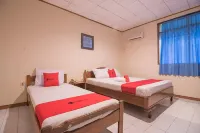 RedDoorz @ Ungaran Hotels in Bergas