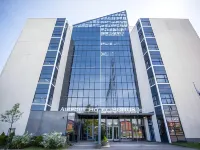 Skyline Airport Hotel Các khách sạn gần Hohtogolf West Coast