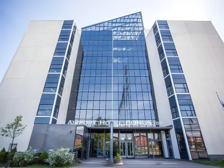 Skyline Airport Hotel Отели рядом с достопримечательностью «Терминал 2 аэропорта Хельсинки»