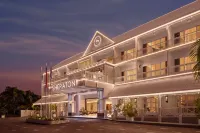 Sheraton Samoa Aggie Grey's Hotel & Bungalows Hotels in 