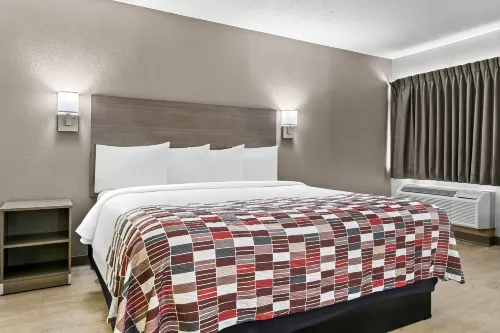Red Roof Inn Flint