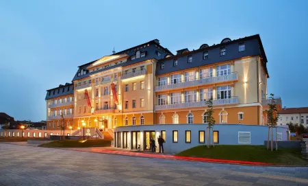 Harvey Spa Hotel Отели в г. Франтишкови-Лазне