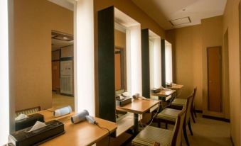 Hotel Royal Hill Fukuchiyama and Spa