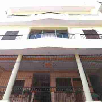 DS Residency Varanasi-Near Mandir-Free Wi-fi-Parking Hotel Exterior