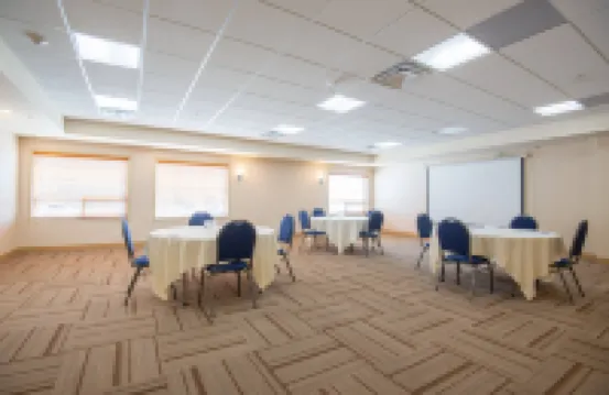 Four Points by Sheraton Saskatoon