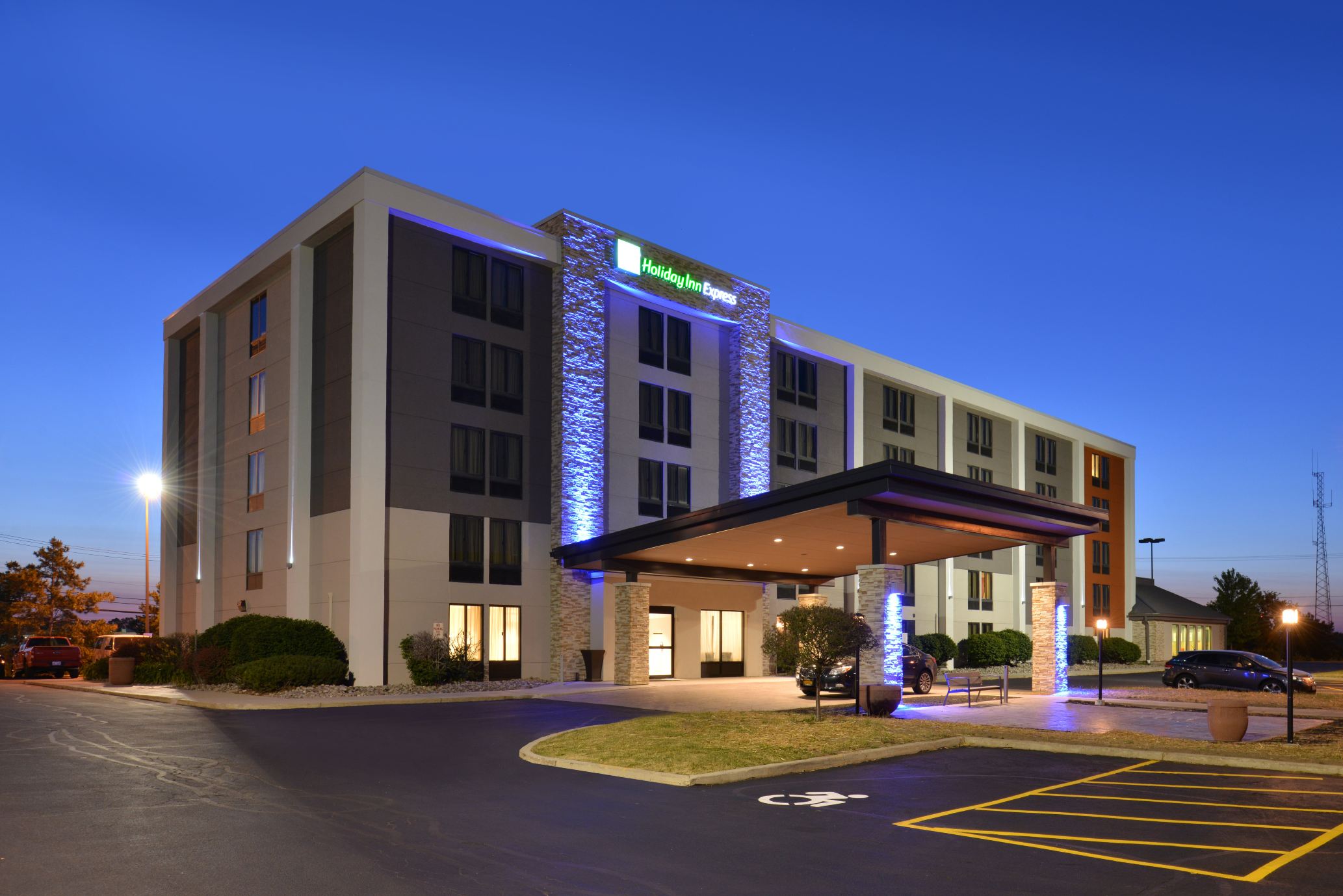 Holiday Inn Express ROCHESTER - UNIVERSITY AREA by IHG