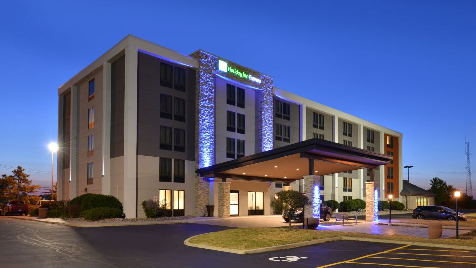 Holiday Inn Express ROCHESTER - UNIVERSITY AREA by IHG