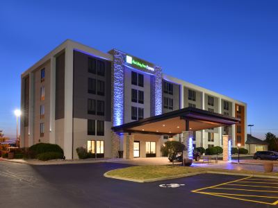 Holiday Inn Express ROCHESTER - UNIVERSITY AREA by IHG