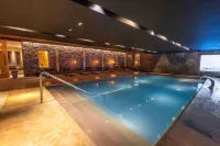 Las Hayas Ushuaia Resort - Pools
