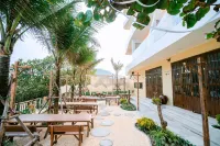 Kennal Home Hotels in Song Cau