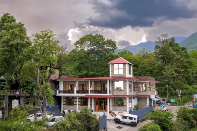 The Birdhouse Villa