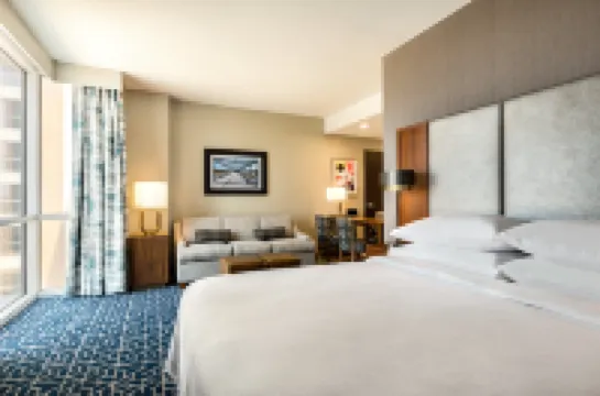 엠버시 스위트 바이 힐튼 덴턴 컨벤션 센터