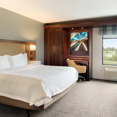 Hampton Inn by Hilton West des Moines Lake Drive