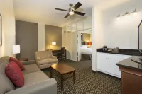 DoubleTree Suites by Hilton Lexington Hotel a Lexington