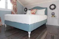 Nafsika Suites Hotels in Triglia