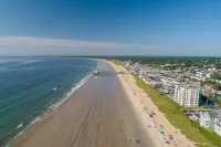 Gorgeous Oceanview Condo in Old Orchard Beach