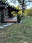 Log Cabin owned by Johnny Cash approx. 30 mins to downtown Nashville. Sleeps 6