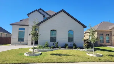 Unique and Stylish Modern House