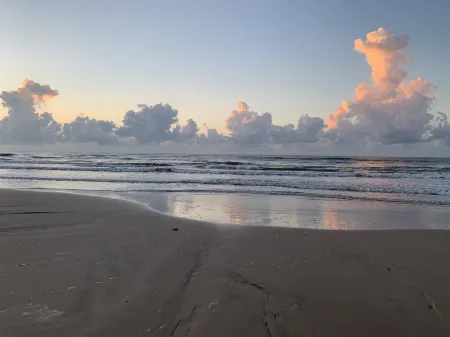 Beach Front Home with Outstanding Views - Just a quick walk to the ocean.