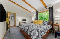 Tanglewood Retreat - Hot Tub - Fire Pit - Mountain View - Mountain view