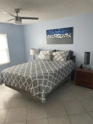 Quiet direct Oceanfront 2 bed 2 bath Condo w/pool and private balcony