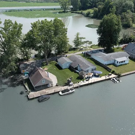 Best Location Water Front.Private Dock.Canoe.Kayak.PaddleBoard,GolfCourseCommnty