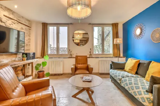 Superb apartment ideally located in the city center with Clim (6 pers, 80m² )