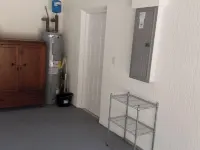 The Clark House- new 3 br, 2 bath in Inverness, FL 因弗內斯酒店