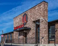 Chic cozy studio 15mi BNA, 7mi Broadway, 6mi Vanderbilt, 5mi Bicentennial Park Hotel in zona Chaffin's Barn Dinner Theater