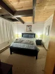 Mountain Chalet -Storyland & Outdoor Fun Awaits! Hiking, Golf, Shopping, Dining!