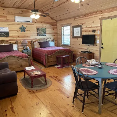 Secluded Ranch Cabin Get Away Between Lost Maples & Garner