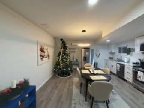 Modern beach apartment 1.0 mile to the beach...