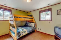 Mary's Lake Cabin   #20-NCD0129