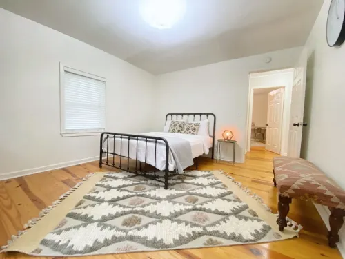 PRIVATE Cleveland St. Cottage~Walk Folsom Village