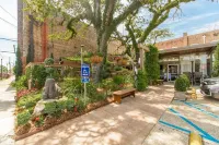 HiSTORIC DOWNTOWN HAMMOND CONDO 2 bed, 2 bath