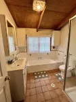 Loft Haven at Girraween Full house 1 bedroom with queen bed near National Parks