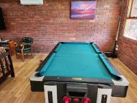 Large Retro Beach House with Style Class and Fun.