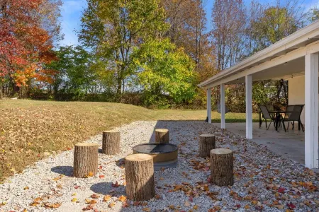 Magnolia House- Relaxing KY Home