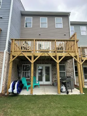 NEW Spacious Lake Oconee Townhome! Stunning views & 100's feet of waterfront!