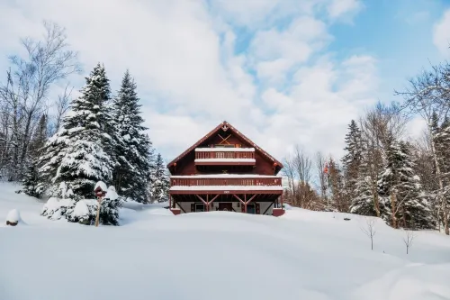 Charming ski chalet nestled in Vermont's Northeast Kingdom