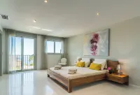 Sea View Villa with Heated Pool and Wheelchair Accessible