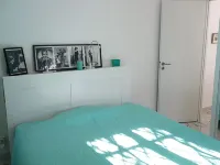 Apartment lux 1 bedroom, independent in villa, swimming pool, view Grasse and sea 格拉斯住宿飯店