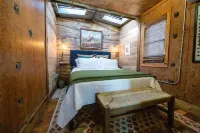 Stylishly Renovated Train Car Near Palo Duro Canyon and Wtamu. Sunsets for Miles
