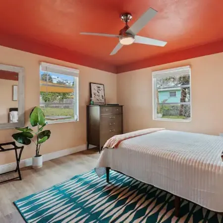Waveland House in Jensen Beach: minutes to beaches, parks, marina and downtown
