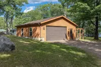 Stunning, UPDATED Lakefront Home-Pike Lake Point-Water and Snow Adventures Await