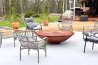 Bushland Escape: A rural bush setting on acreage suitable for small groups