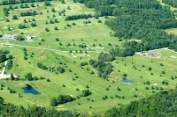 Golfer's Getaway - Luxury Studio Next to 1st Tee